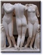 彫刻裸婦